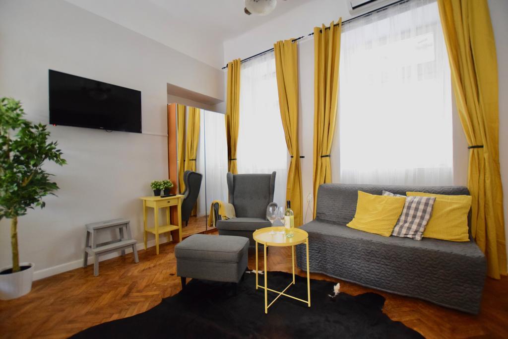 Standard Apartment By Hi5 - Chainbridge Budapest Exterior photo