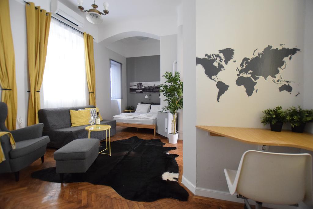 Standard Apartment By Hi5 - Chainbridge Budapest Exterior photo
